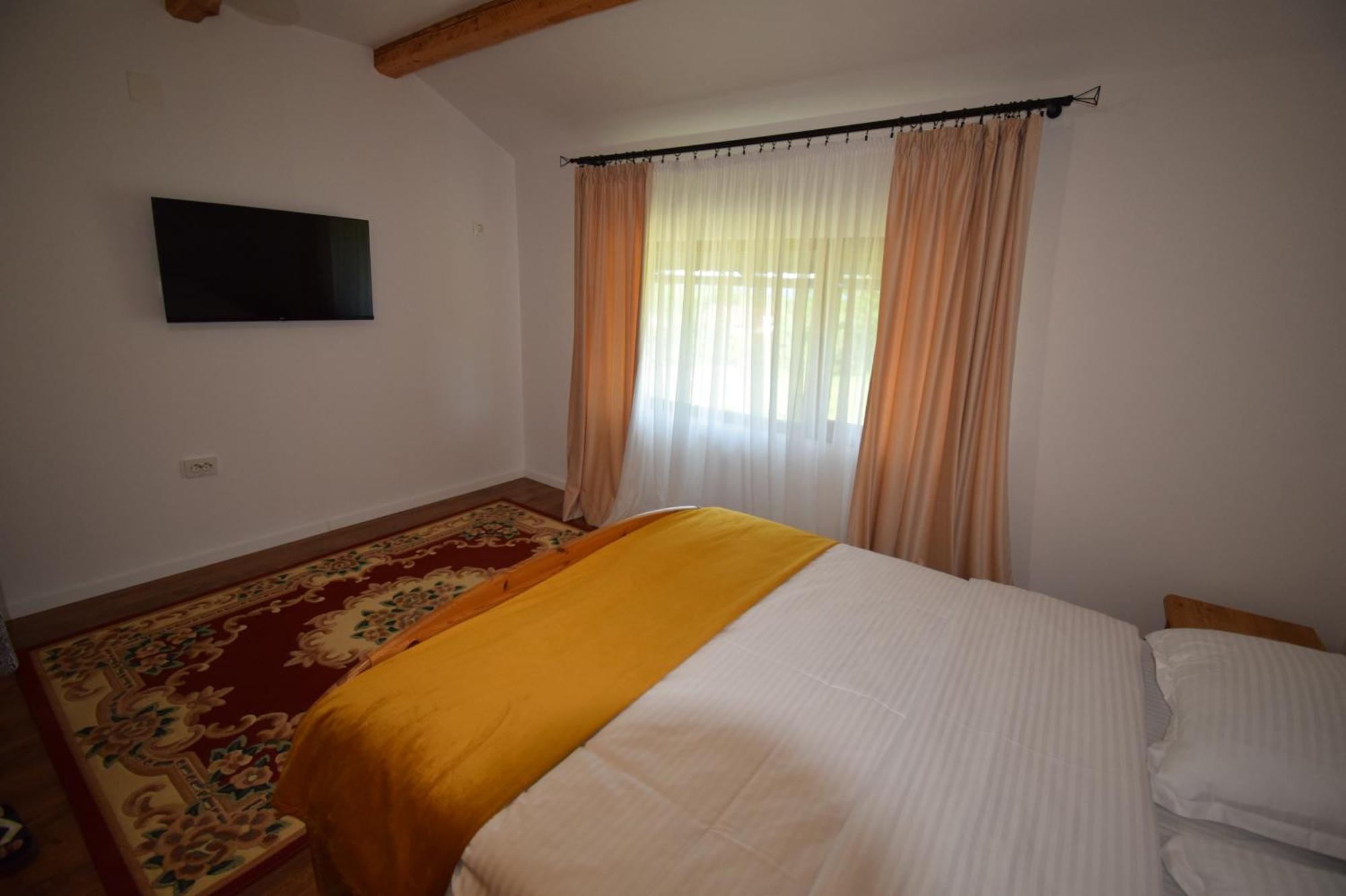 La Radacini Apartment Horezu Luaran gambar